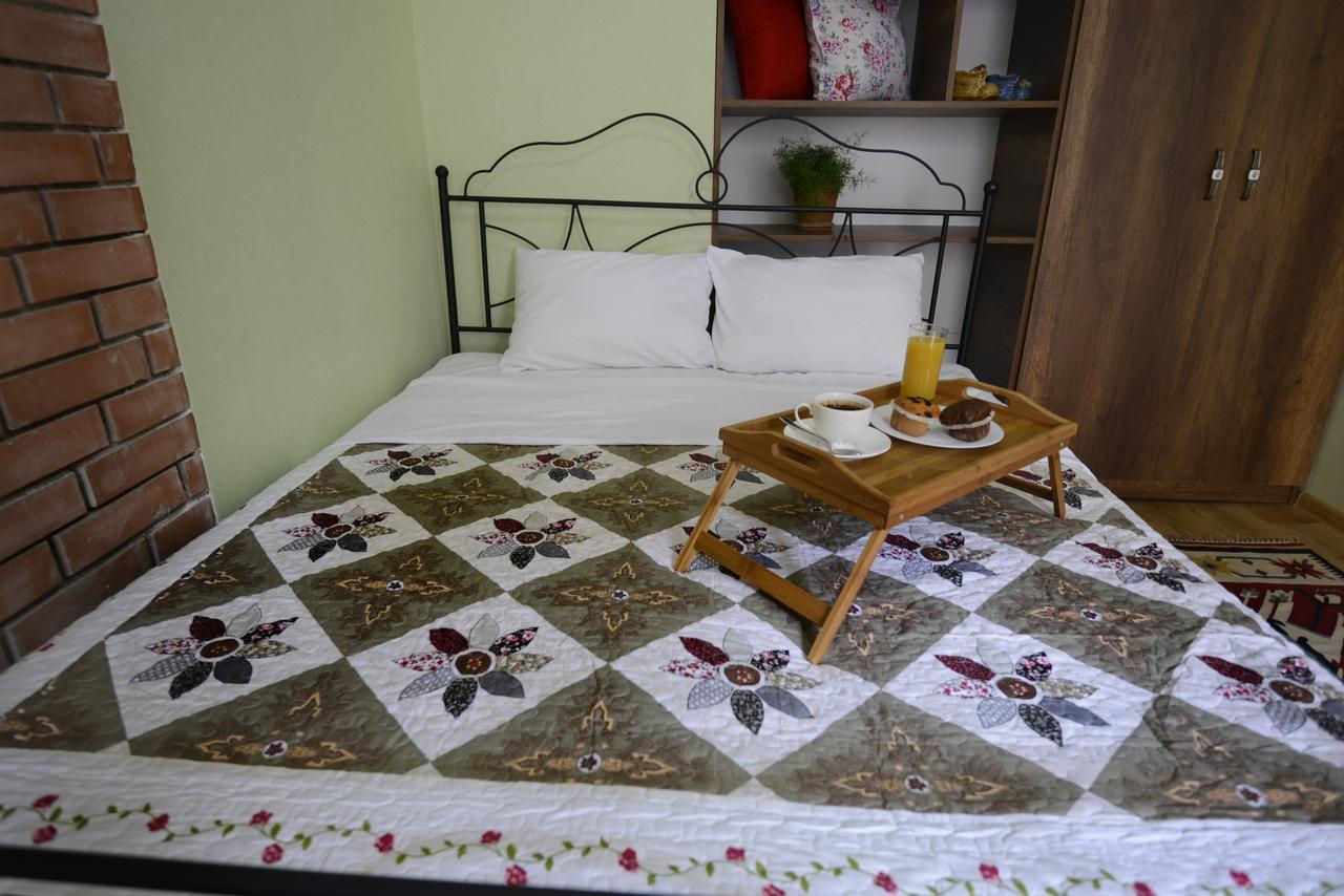 Atlant Hotel Тбилиси Екстериор снимка