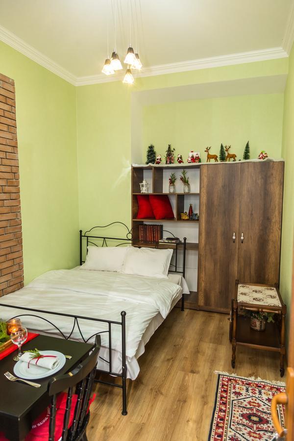 Atlant Hotel Тбилиси Екстериор снимка