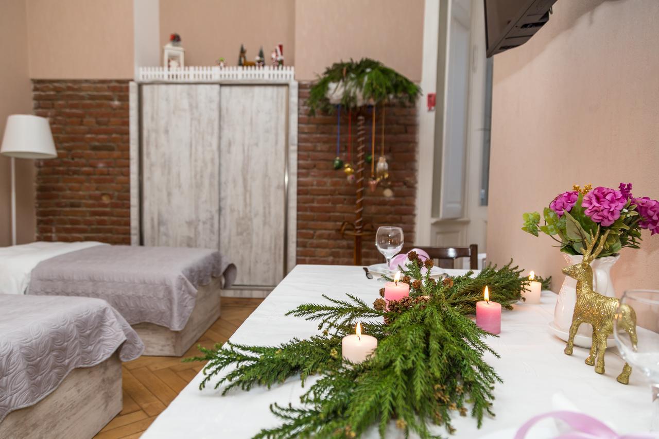 Atlant Hotel Тбилиси Екстериор снимка