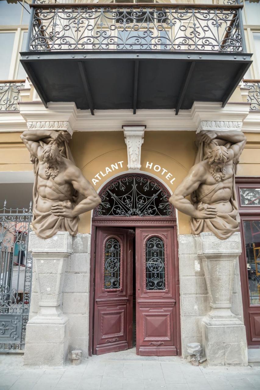 Atlant Hotel Тбилиси Екстериор снимка