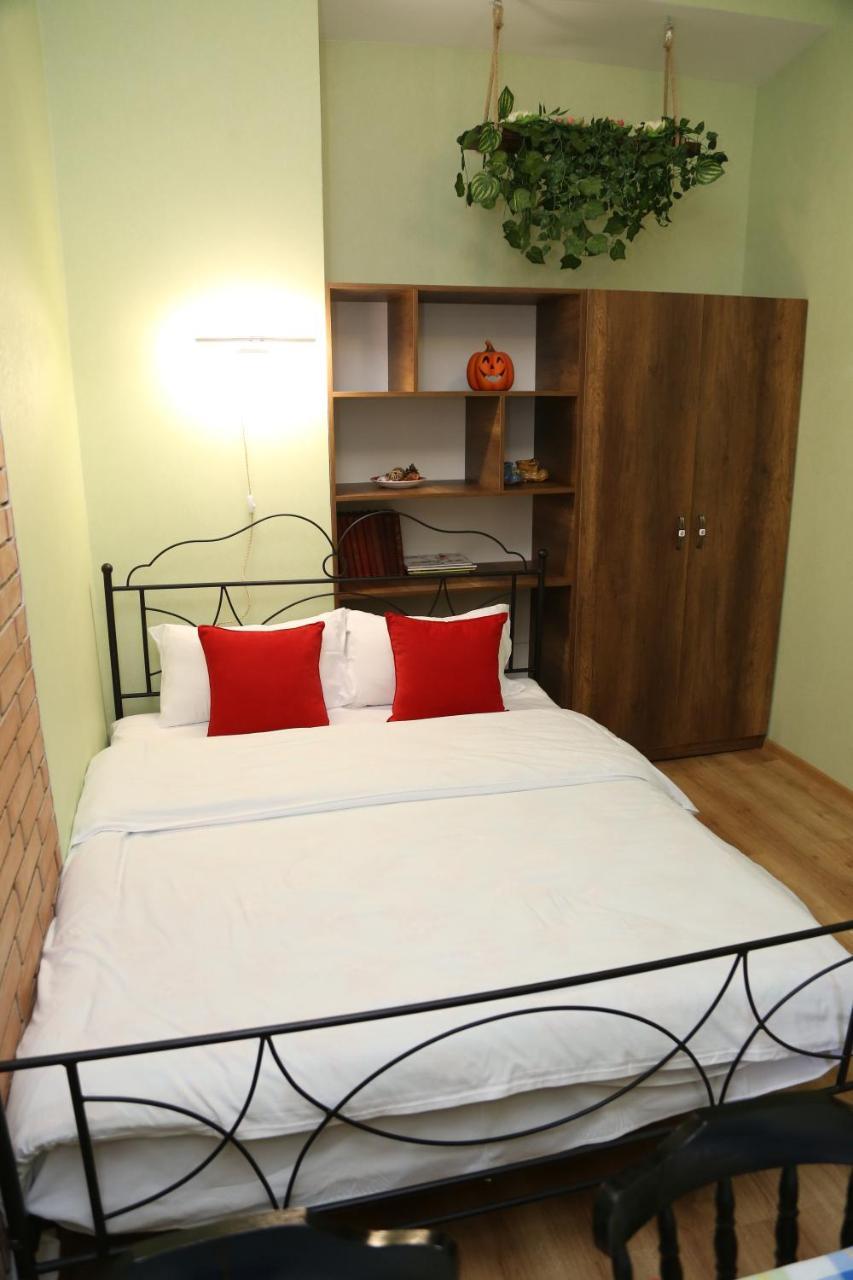 Atlant Hotel Тбилиси Екстериор снимка