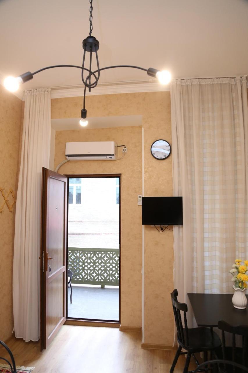 Atlant Hotel Тбилиси Екстериор снимка