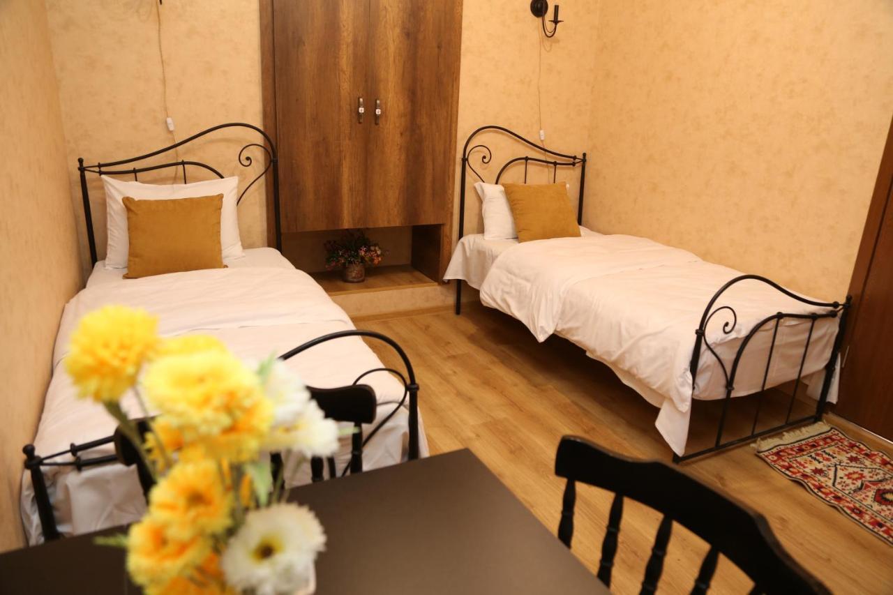 Atlant Hotel Тбилиси Екстериор снимка