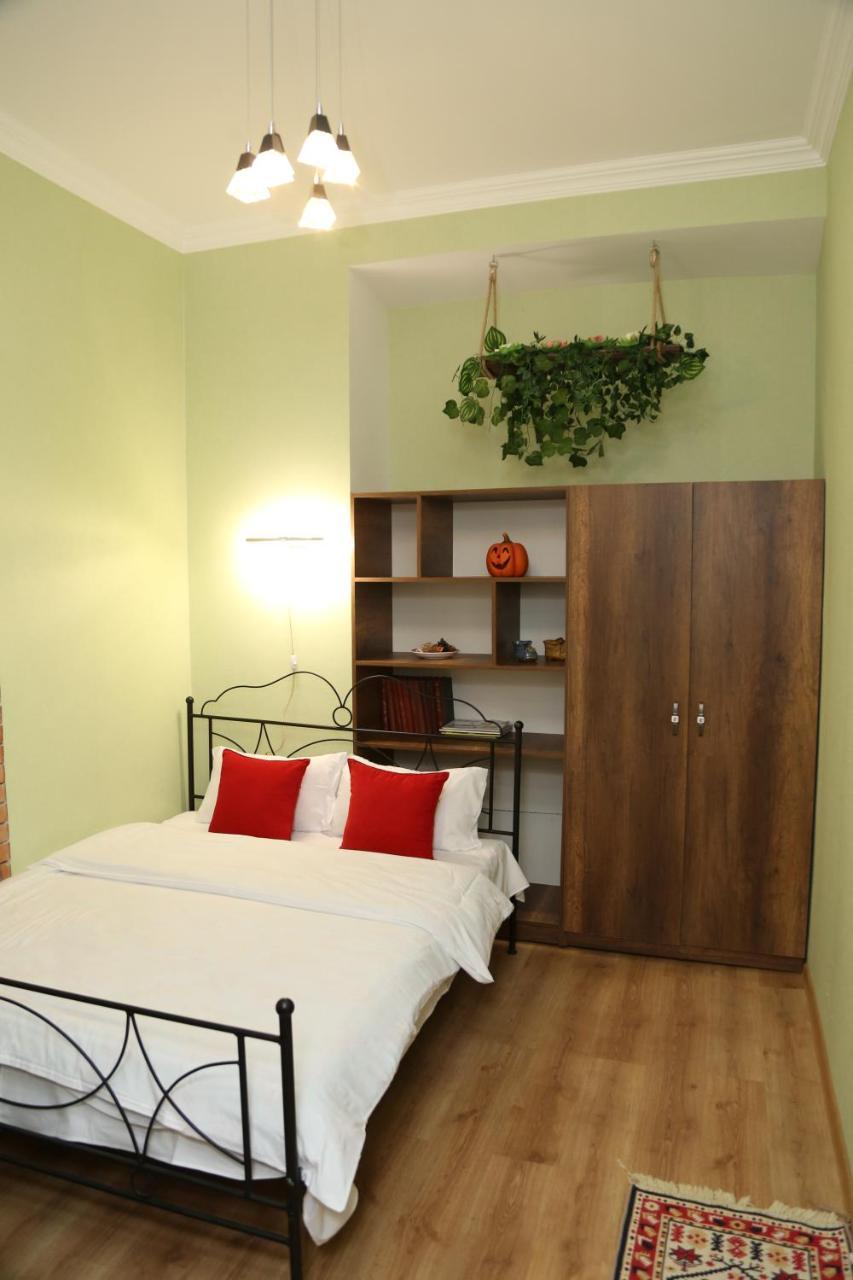 Atlant Hotel Тбилиси Екстериор снимка